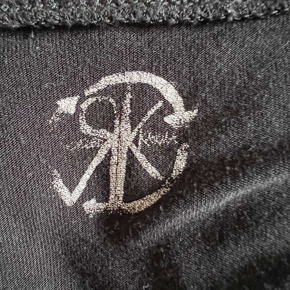 Bundle Sale Coachella deep black cropped cap sleeve - Picture 6 of 9